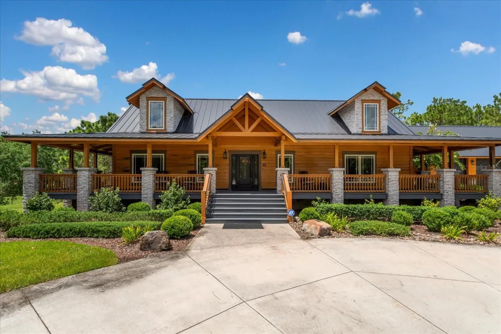5208 EFFIE DRIVE Apopka, FL 32712