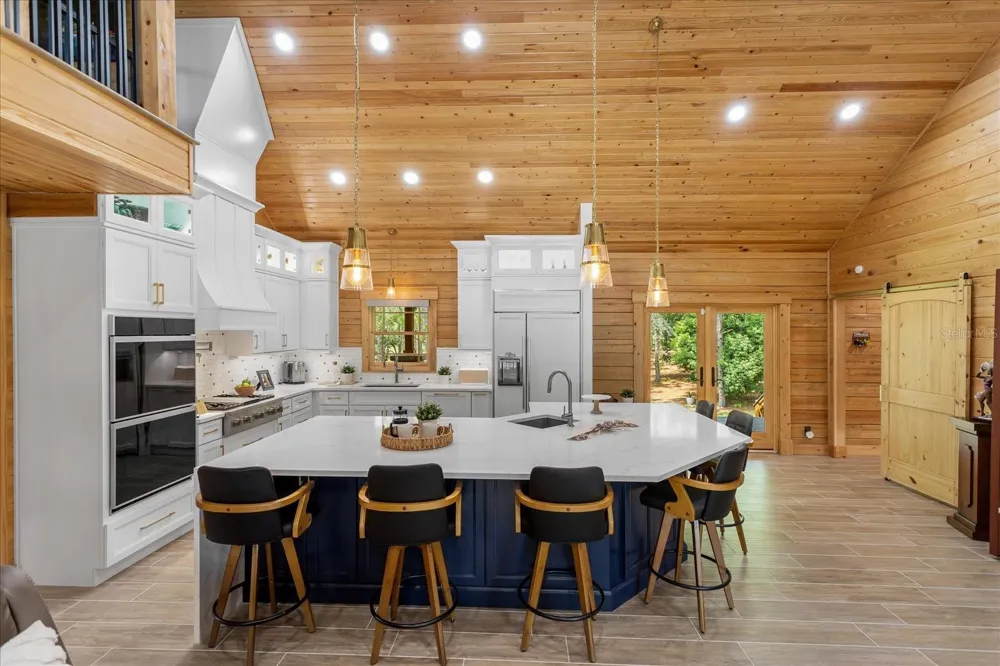 5208 EFFIE DRIVE Apopka, FL 32712