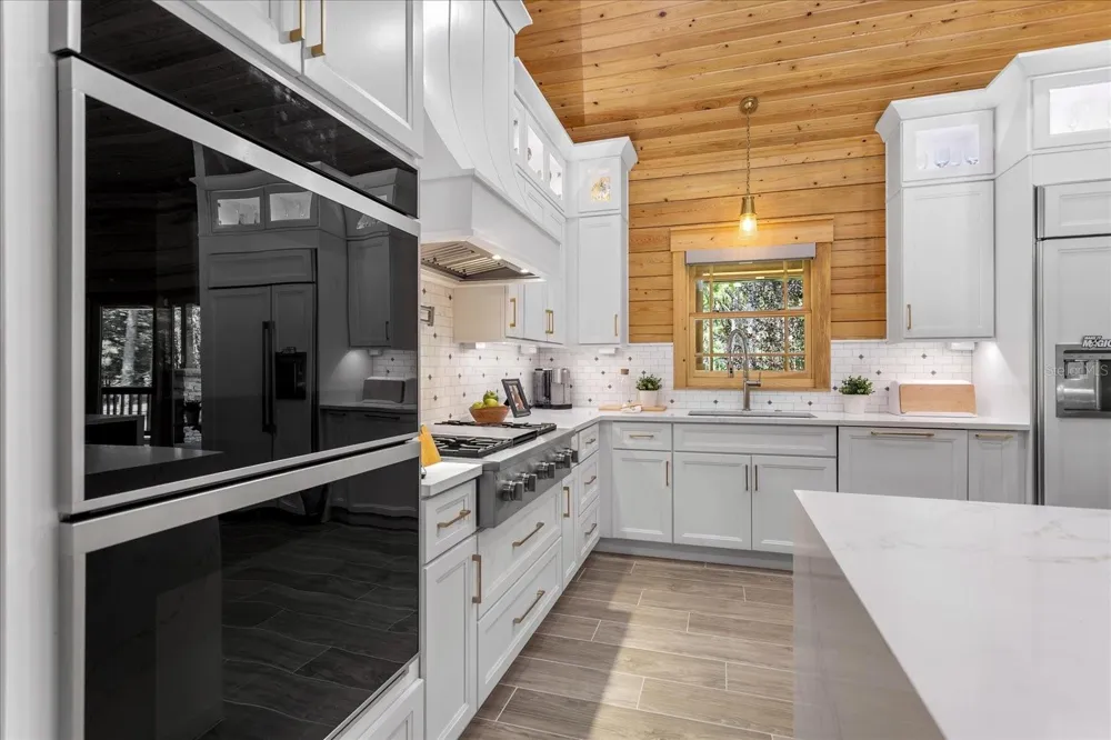 5208 EFFIE DRIVE Apopka, FL 32712