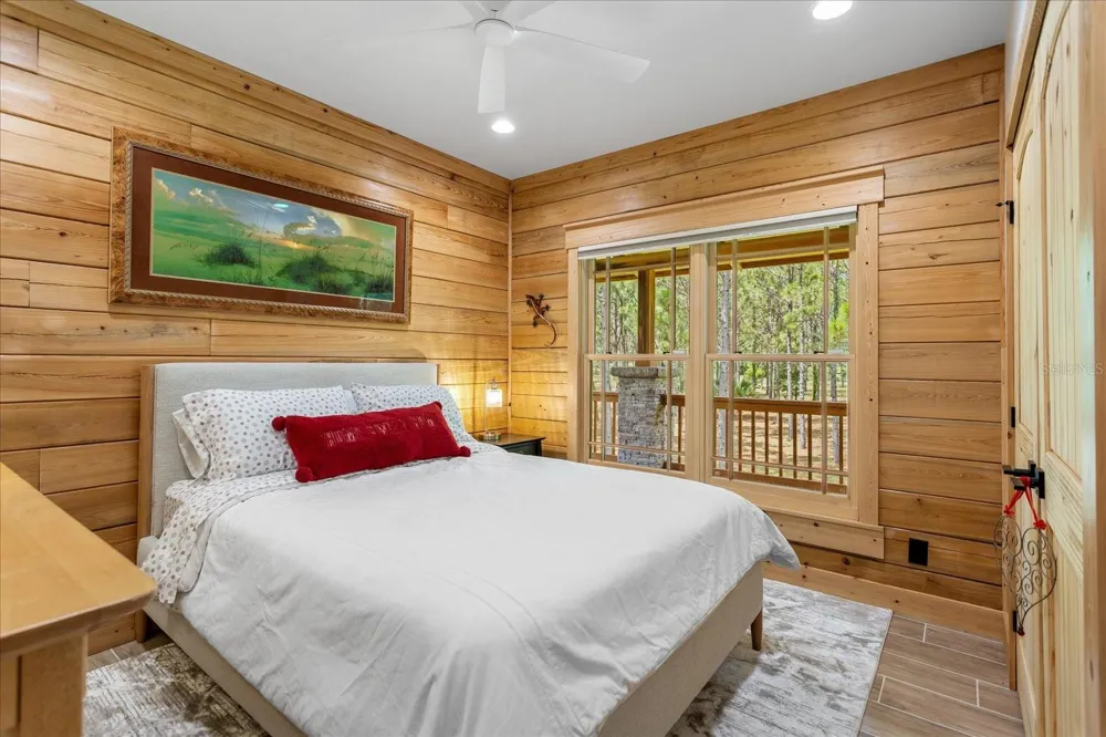 5208 EFFIE DRIVE Apopka, FL 32712