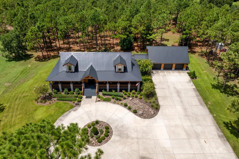 5208 EFFIE DRIVE Apopka, FL 32712