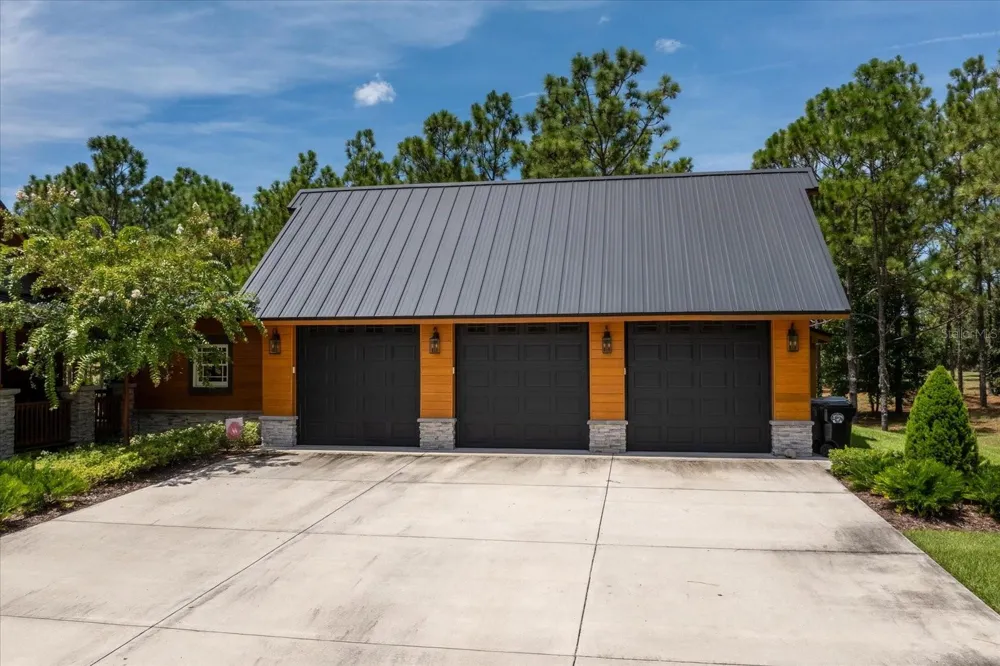 5208 EFFIE DRIVE Apopka, FL 32712
