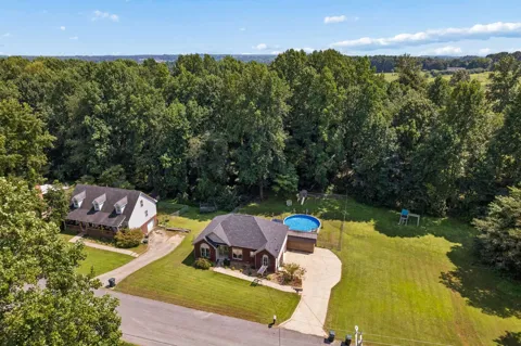 183 Hickory Hollow Dr