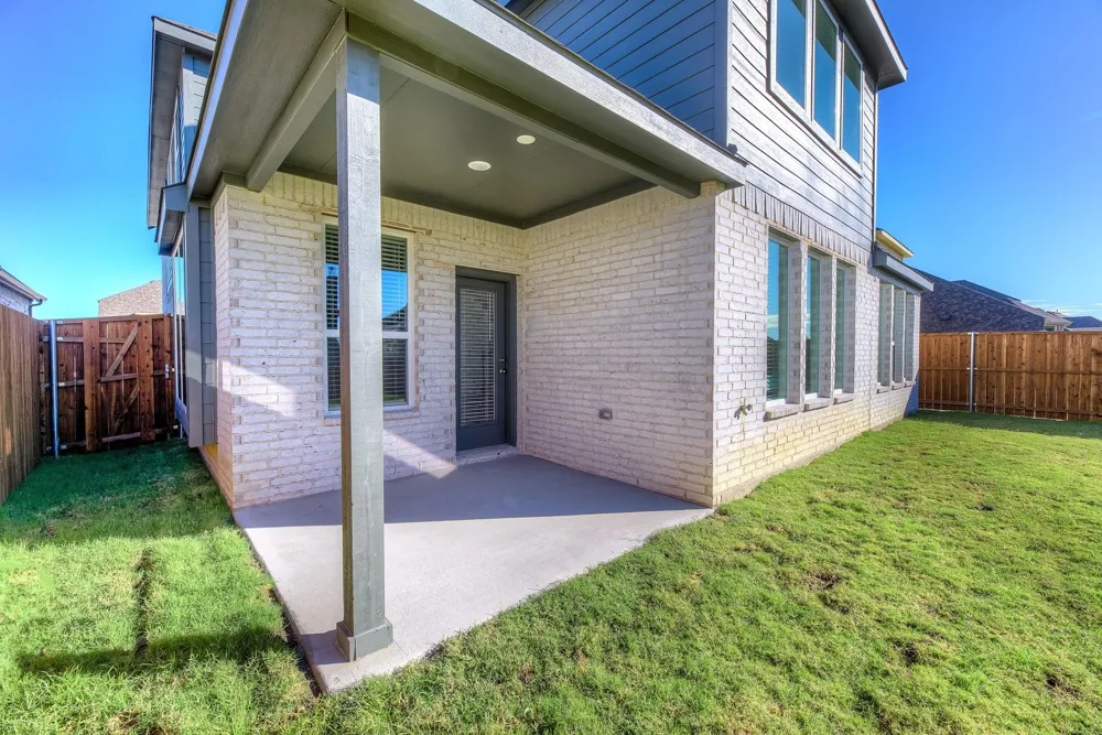 1012 Rosebay Drive Justin, TX 76247