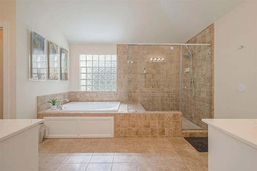 3733 Main Poplar Drive Houston, TX 77025