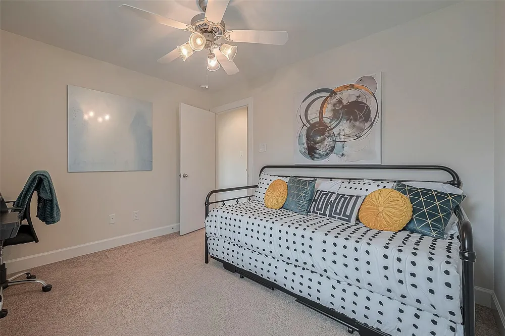 3733 Main Poplar Drive Houston, TX 77025