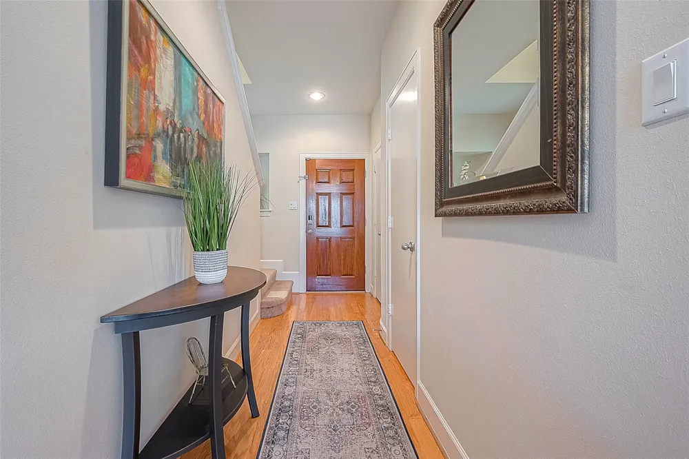 3733 Main Poplar Drive Houston, TX 77025