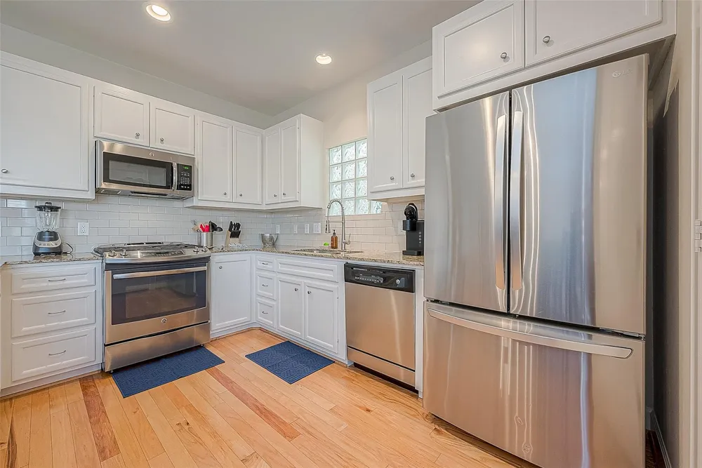 3733 Main Poplar Drive Houston, TX 77025