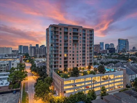 2207 Bancroft Street #906