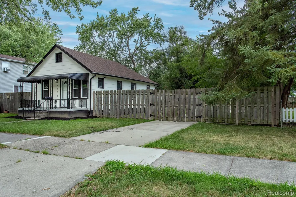 1453 Camden Street Ferndale City, MI 48220