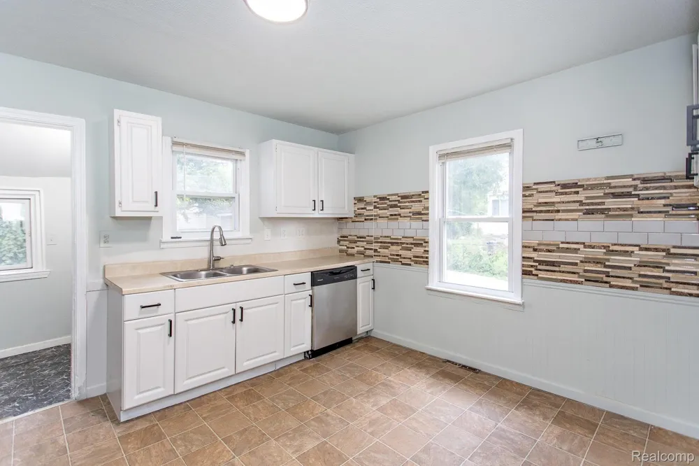 1453 Camden Street Ferndale City, MI 48220