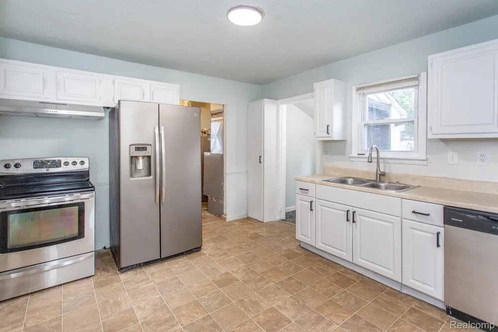 1453 Camden Street Ferndale City, MI 48220