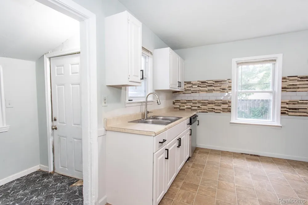 1453 Camden Street Ferndale City, MI 48220