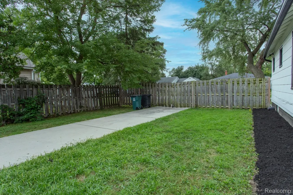 1453 Camden Street Ferndale City, MI 48220