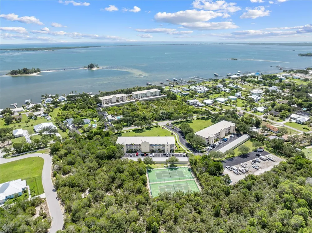 13570 MYSTIC DRIVE #102 Sebastian, FL 32958