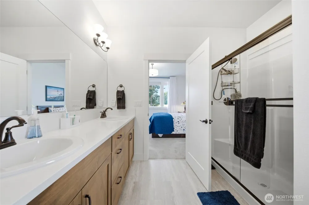2012 Fairway Drive Kelso, WA 98626