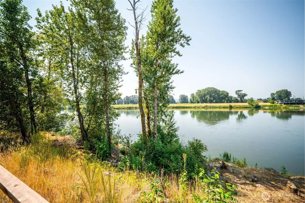 2012 Fairway Drive Kelso, WA 98626
