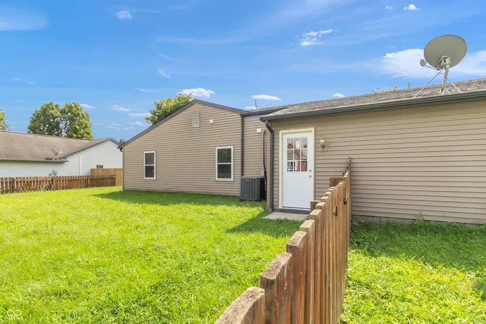 371 Watercrest Way Avon, IN 46123