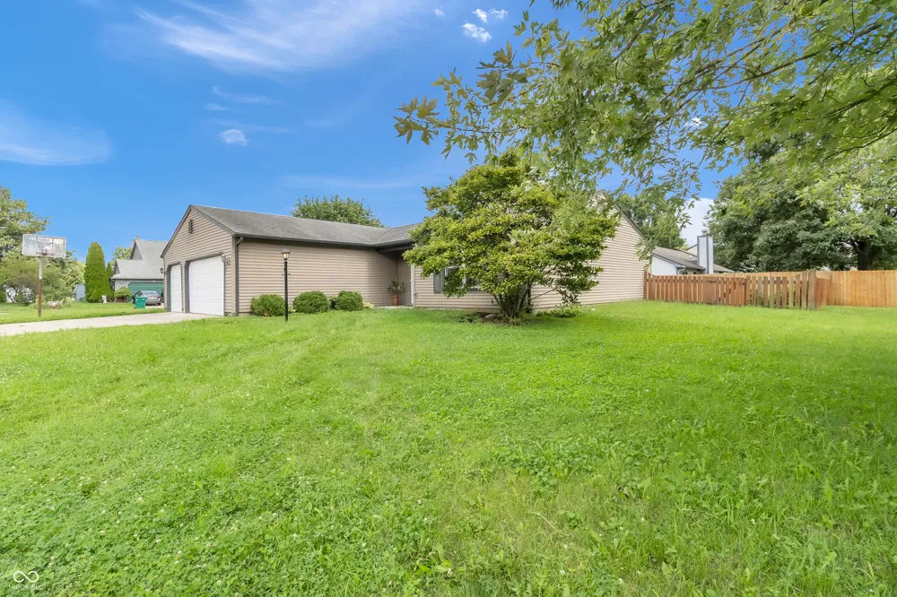 371 Watercrest Way Avon, IN 46123
