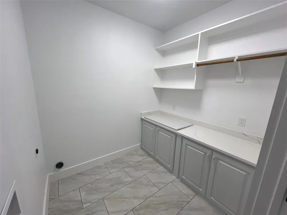 825 Texas Street Graham, TX 76450