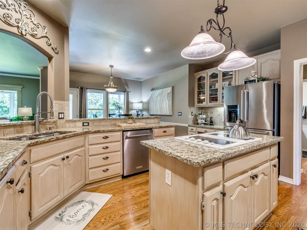 8335 S 70th EastAvenue E Tulsa, OK 74133