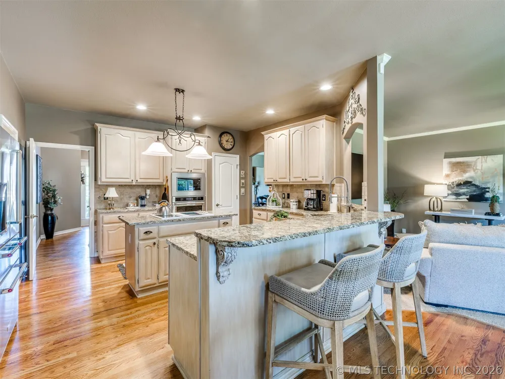 8335 S 70th EastAvenue E Tulsa, OK 74133