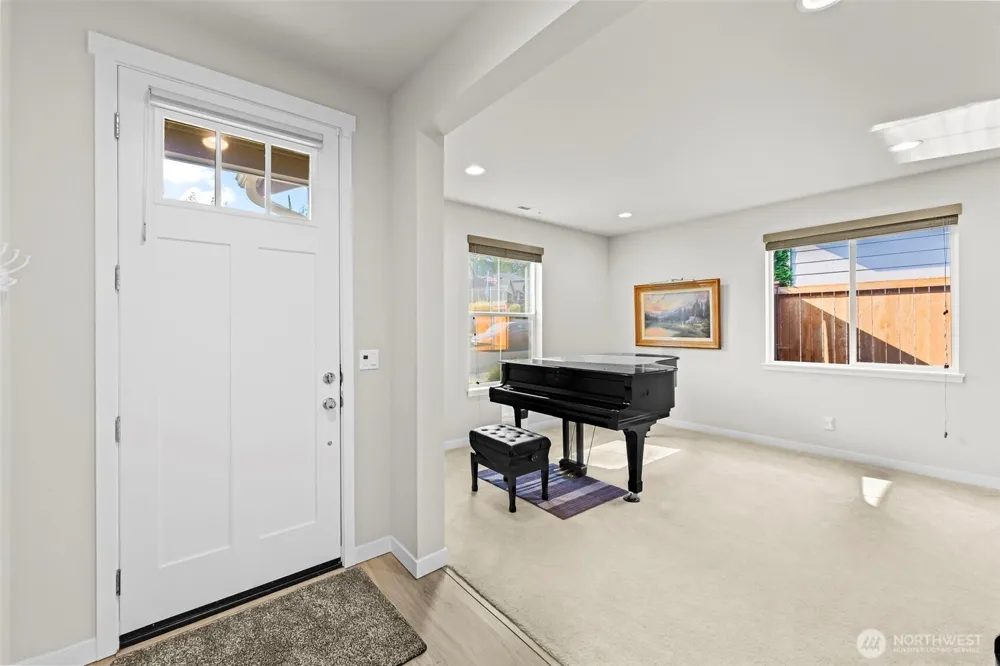 4956 Castleton Road SW Port Orchard, WA 98367