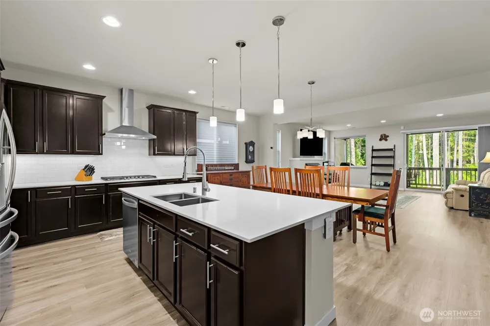 4956 Castleton Road SW Port Orchard, WA 98367