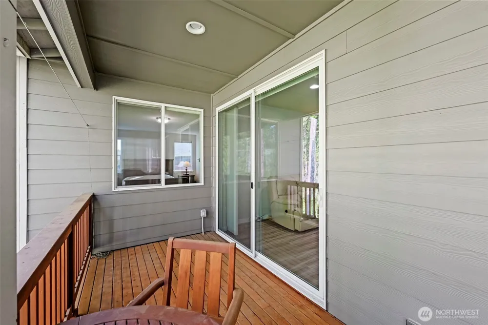 4956 Castleton Road SW Port Orchard, WA 98367