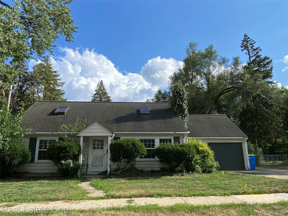 35437 Stellwagen Street Wayne City, MI 48184