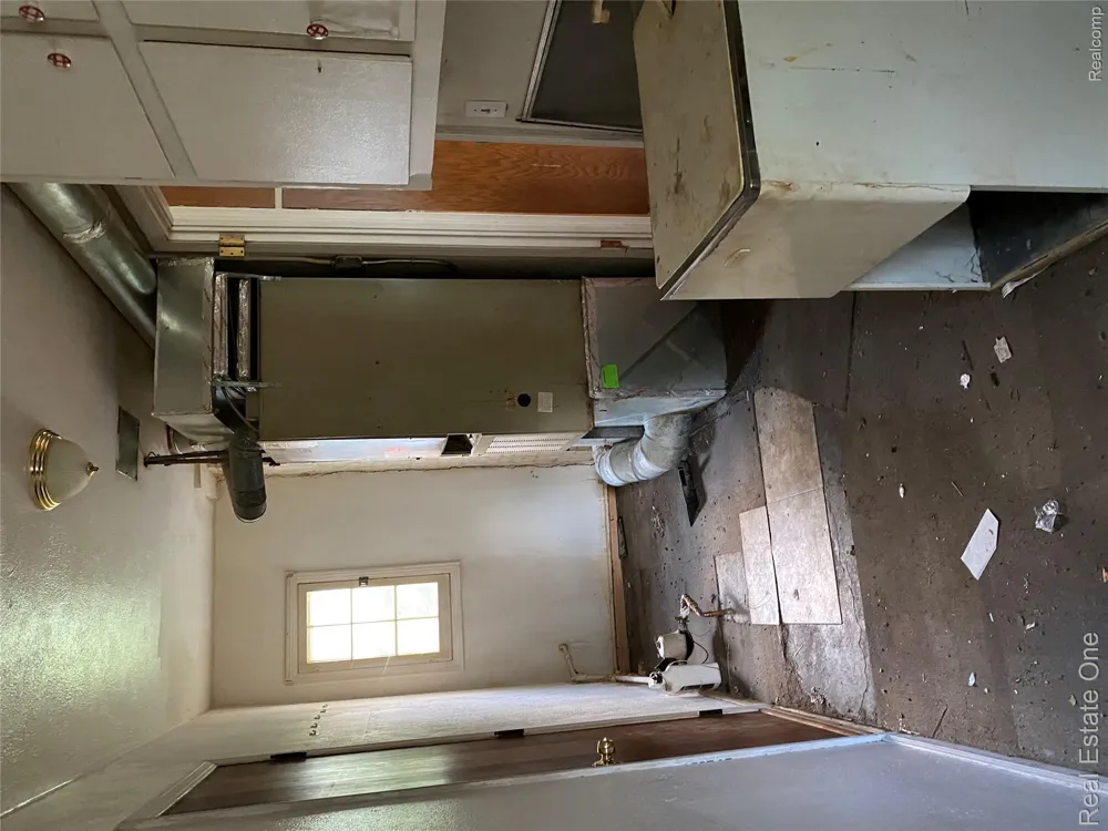 35437 Stellwagen Street Wayne City, MI 48184
