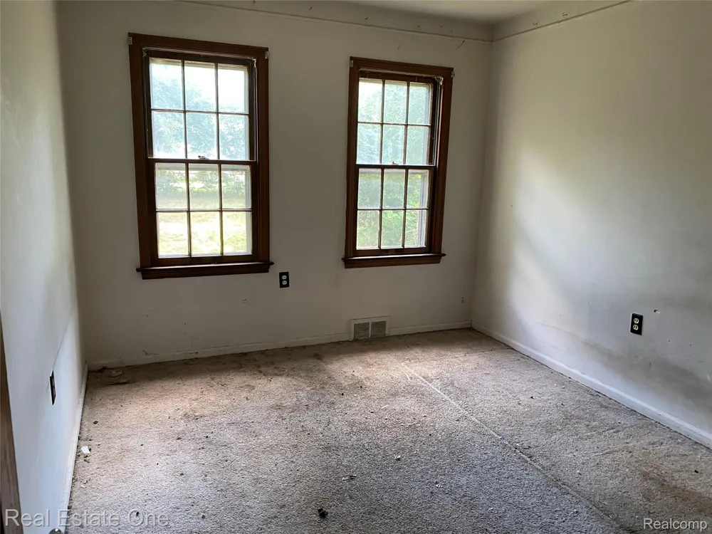 35437 Stellwagen Street Wayne City, MI 48184