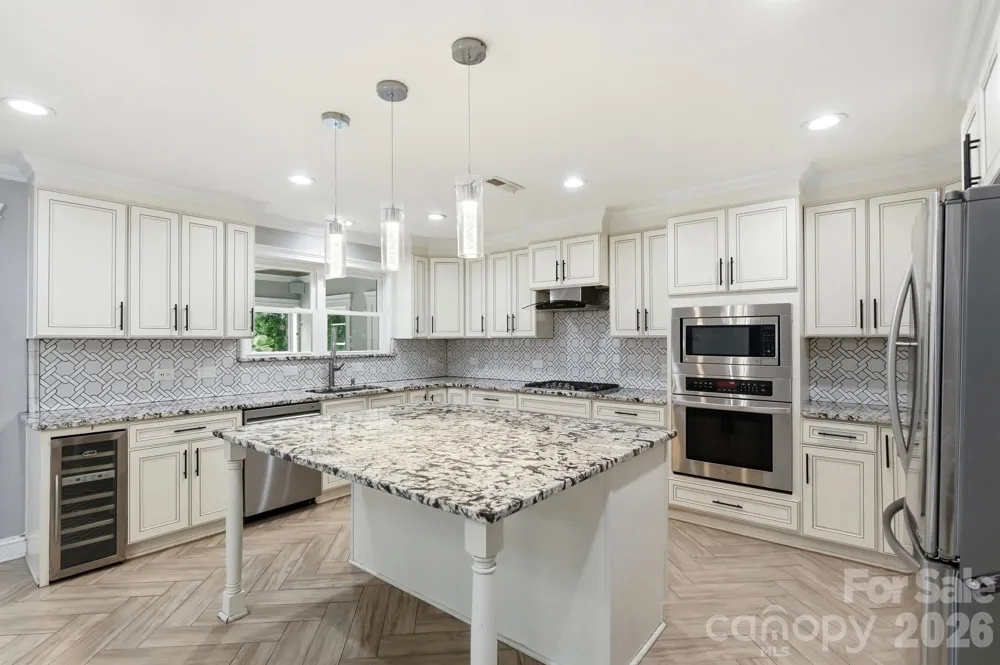 14010 Mareshead Lane Matthews, NC 28105