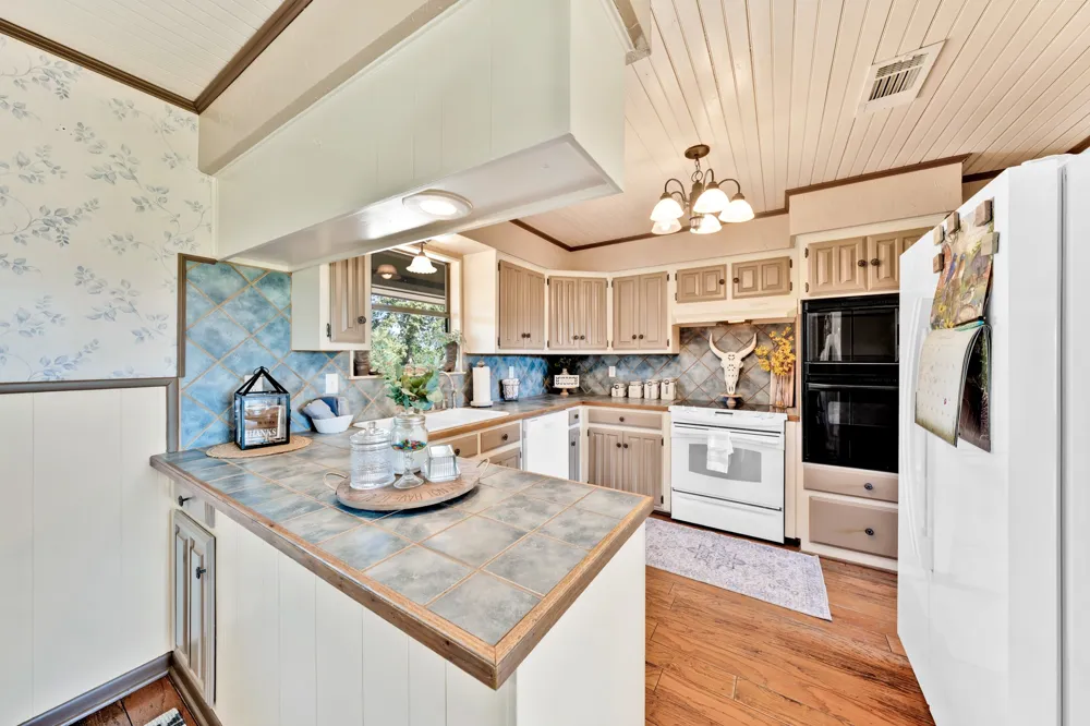 8727 S Fm 69 Como, TX 75431