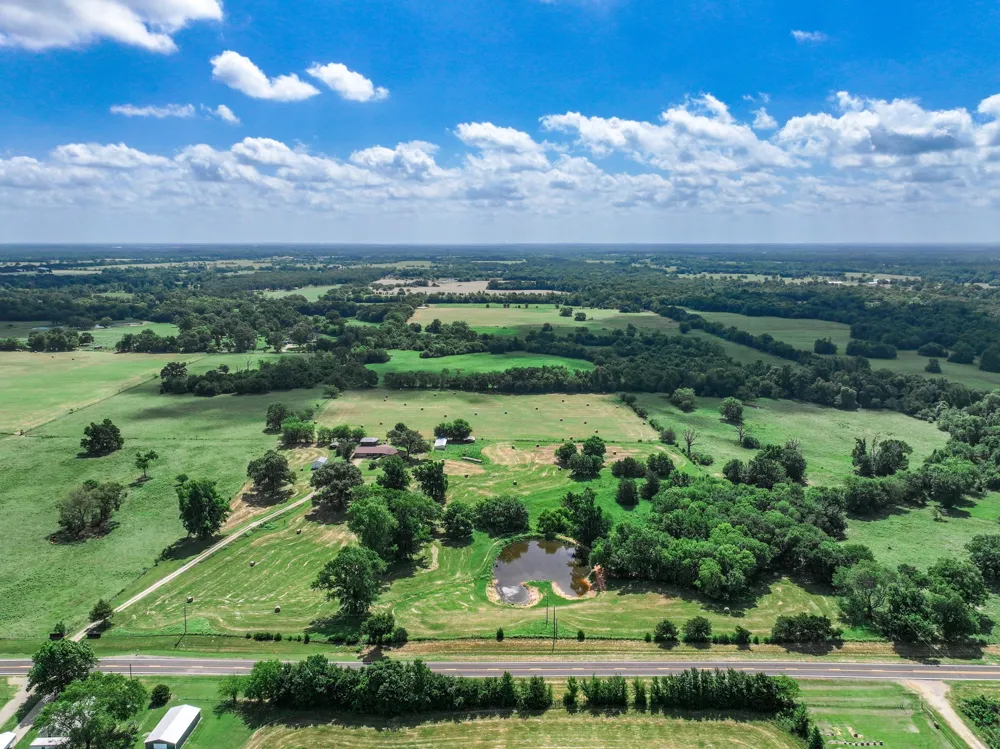 8727 S Fm 69 Como, TX 75431