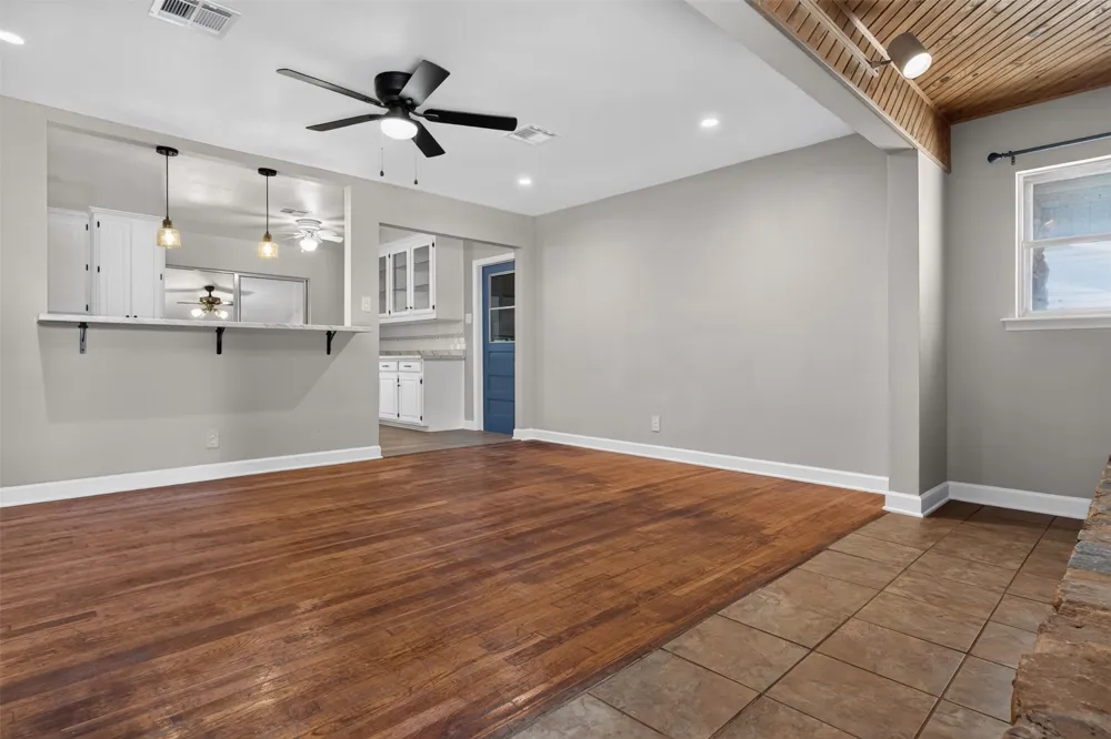 702 Rita Street Lacy Lakeview, TX 76705
