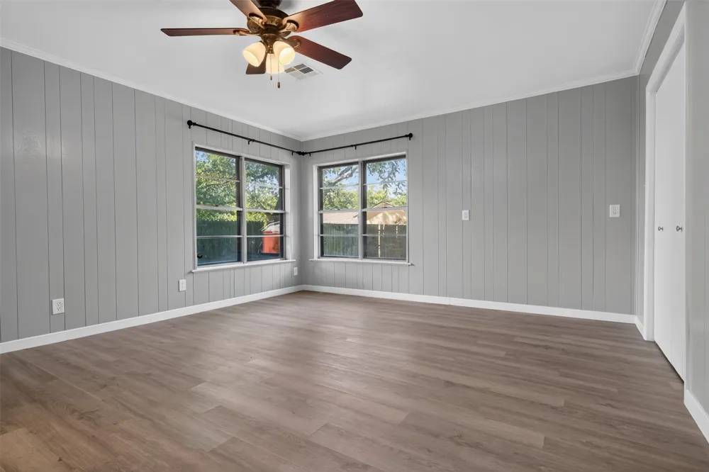 702 Rita Street Lacy Lakeview, TX 76705