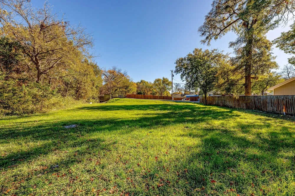 1815 Kingsley Drive Dallas, TX 75216