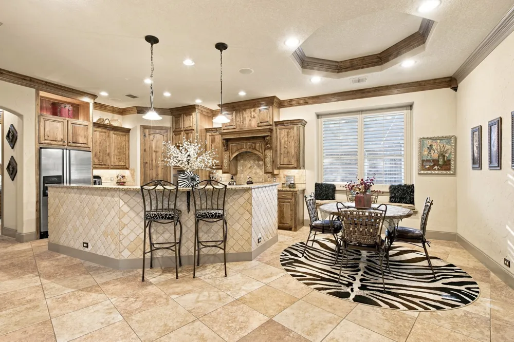 613 Sophie Lane Colleyville, TX 76034