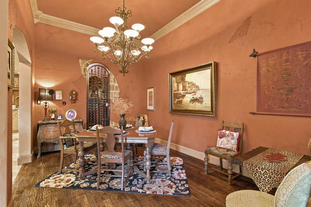 613 Sophie Lane Colleyville, TX 76034