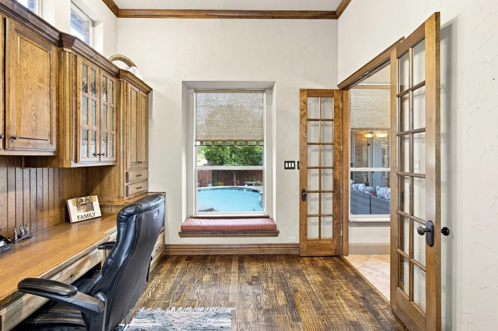 613 Sophie Lane Colleyville, TX 76034