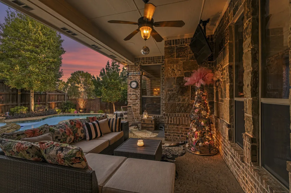 613 Sophie Lane Colleyville, TX 76034