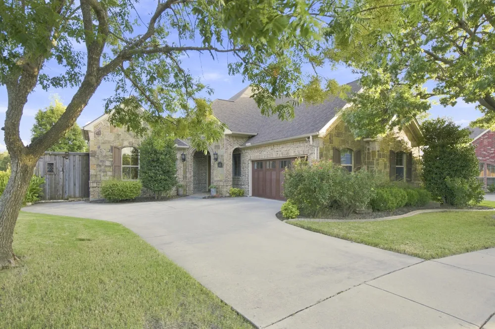 613 Sophie Lane Colleyville, TX 76034