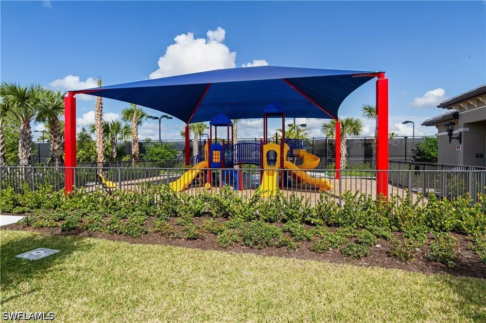 Amelia Way Naples, FL 34119
