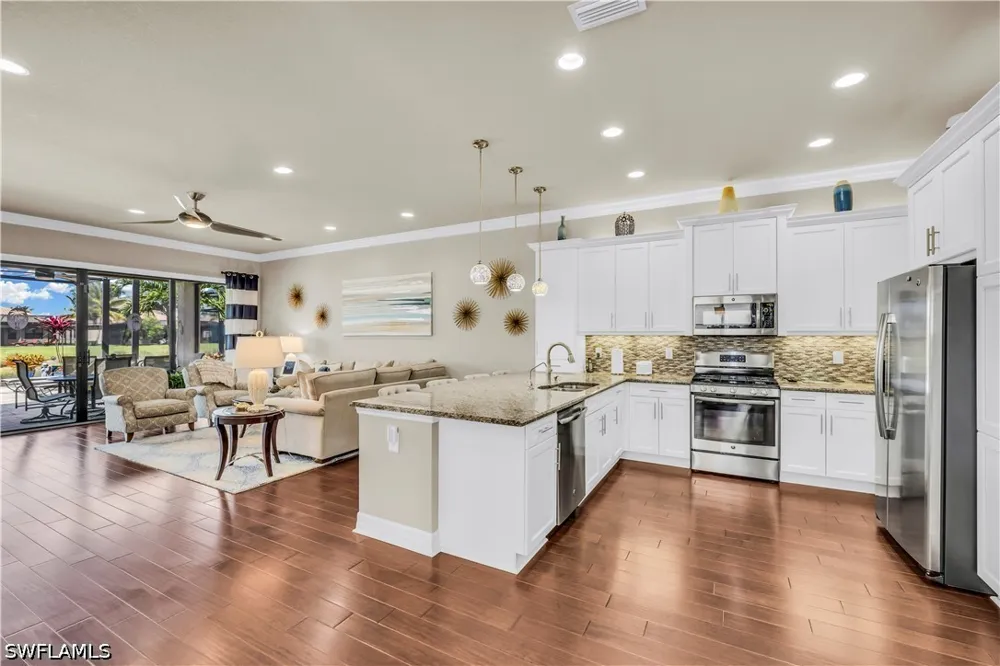 Amelia Way Naples, FL 34119