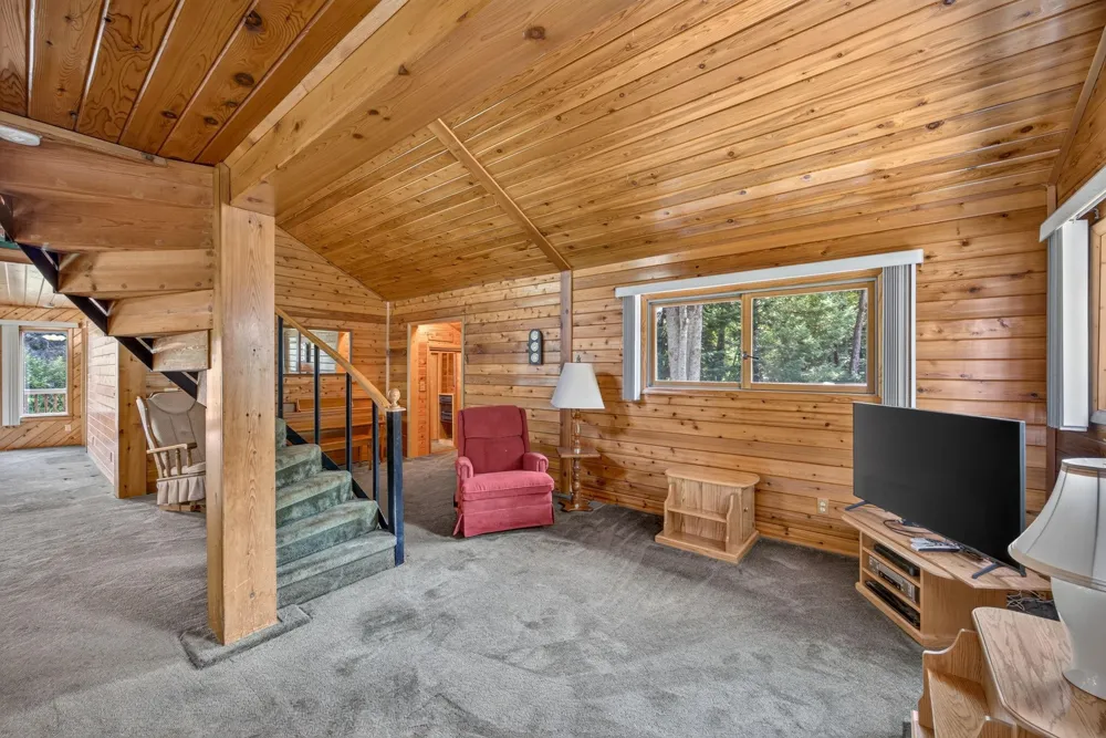 19706 20 Mile Road Burdell Township, MI 49688