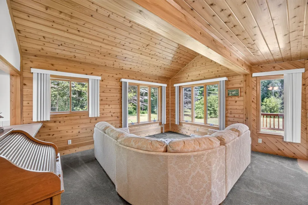 19706 20 Mile Road Burdell Township, MI 49688