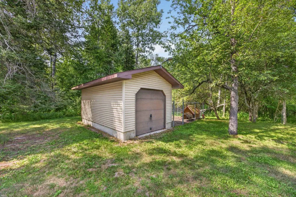 19706 20 Mile Road Burdell Township, MI 49688