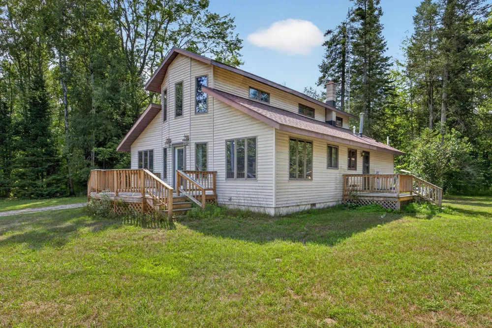 19706 20 Mile Road Burdell Township, MI 49688