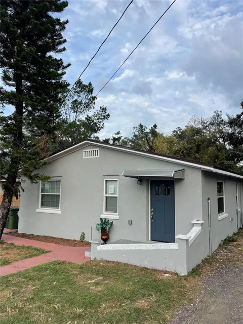 8517 HIGHLAND AVENUE